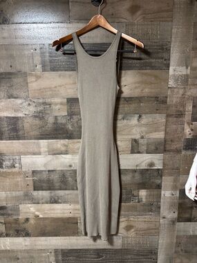 Freshman Taupe Ribbed Sleeveless Midi Dress